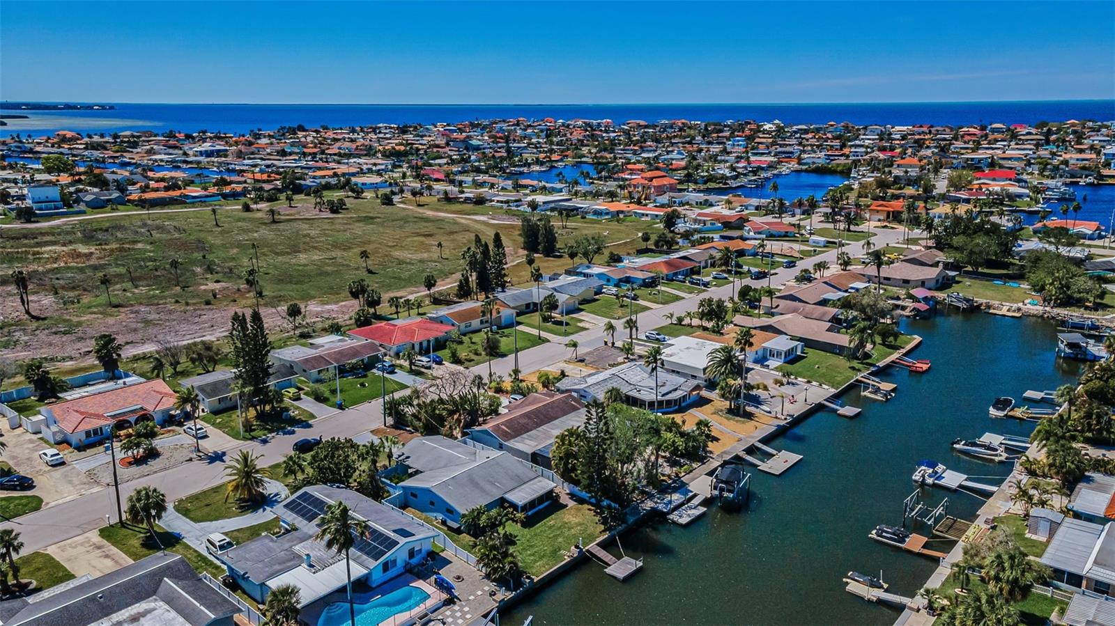 FLOR A MAR - Residential