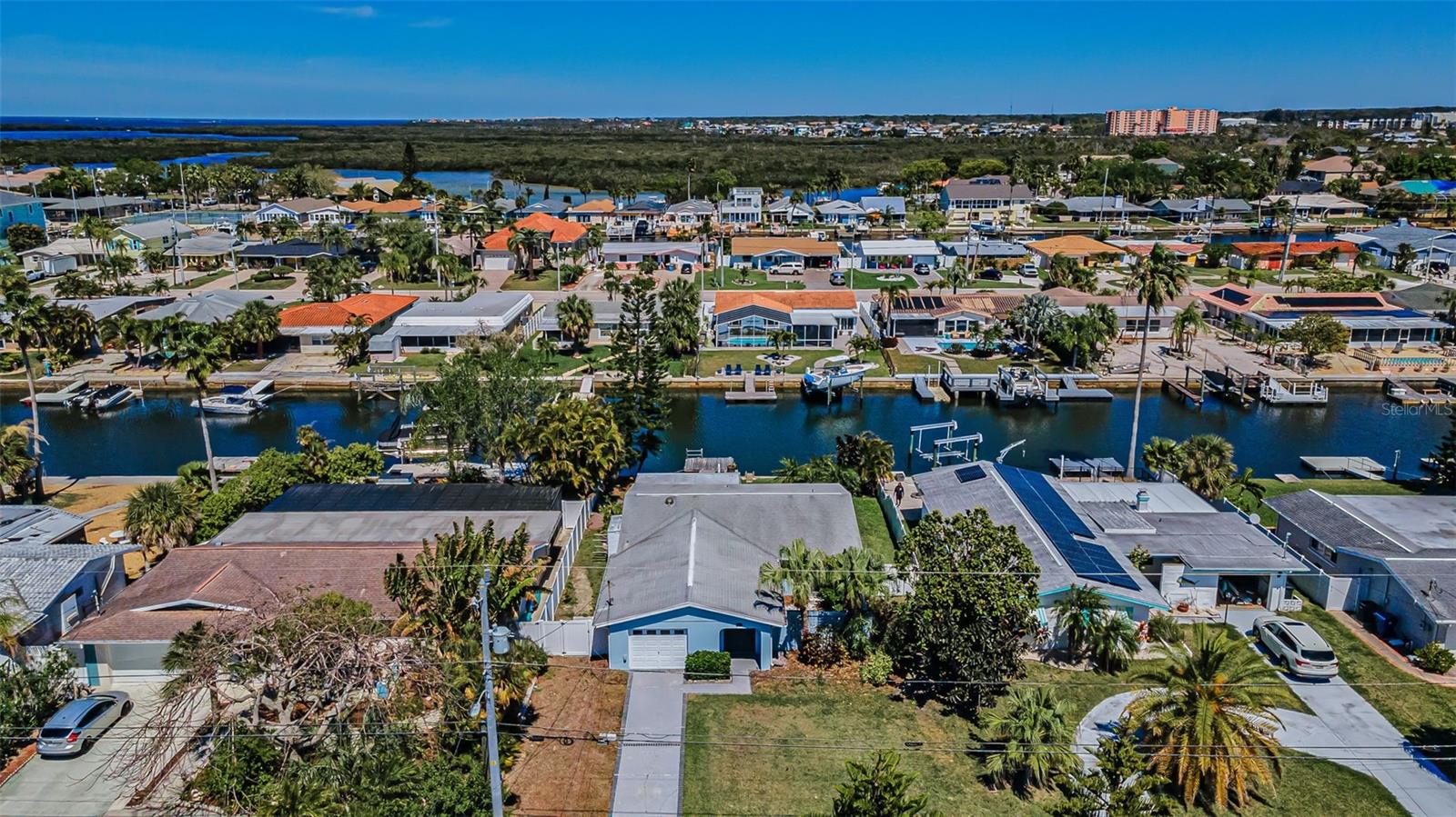 FLOR A MAR - Residential