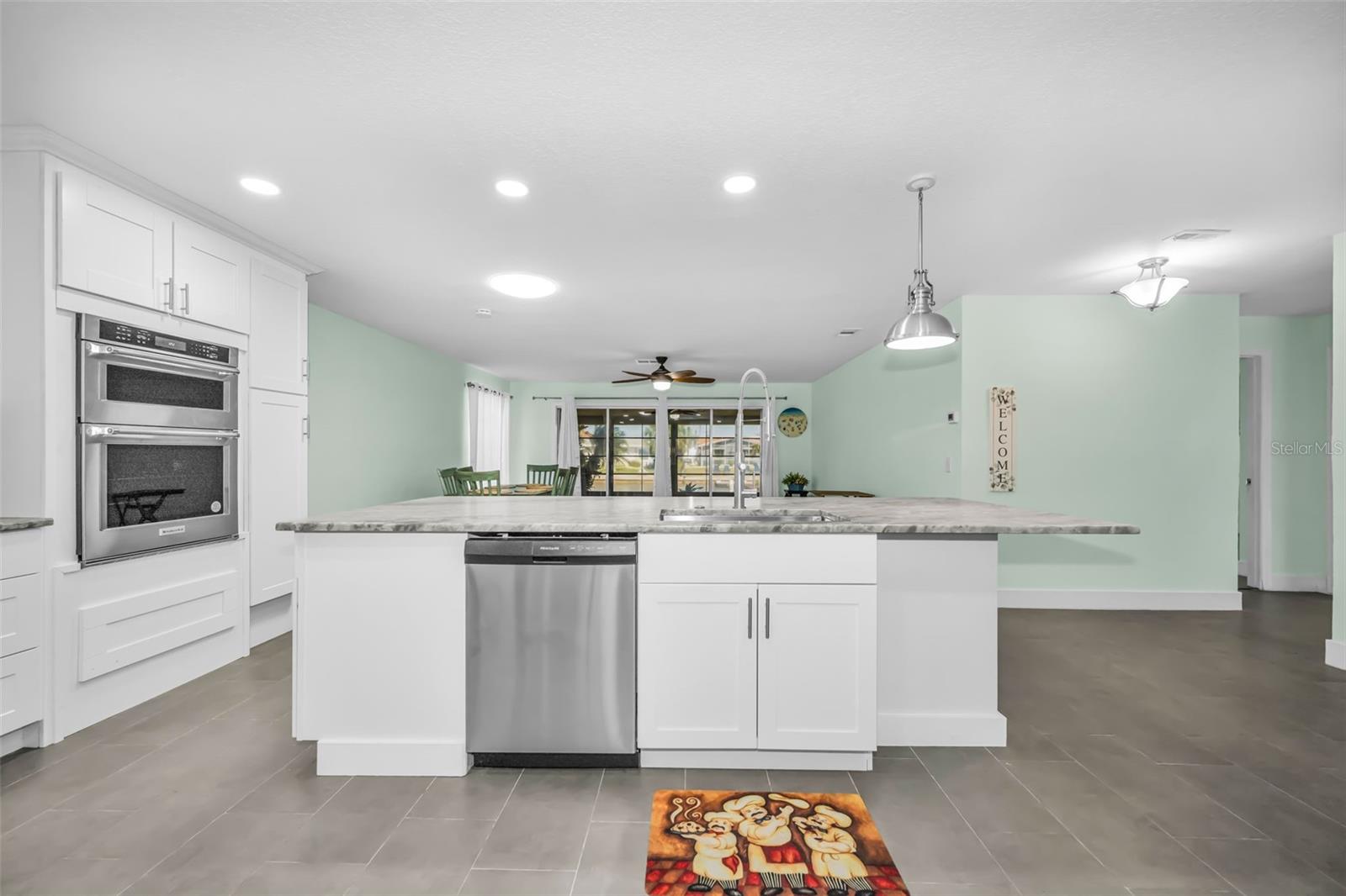 FLOR A MAR - Residential