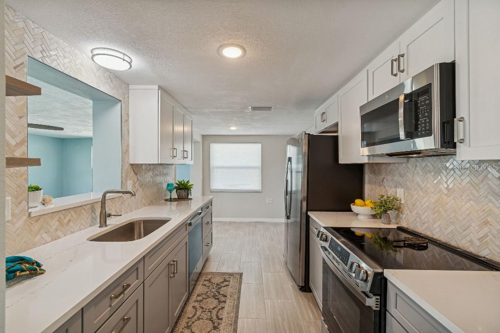 FOREST HILLS - Residential