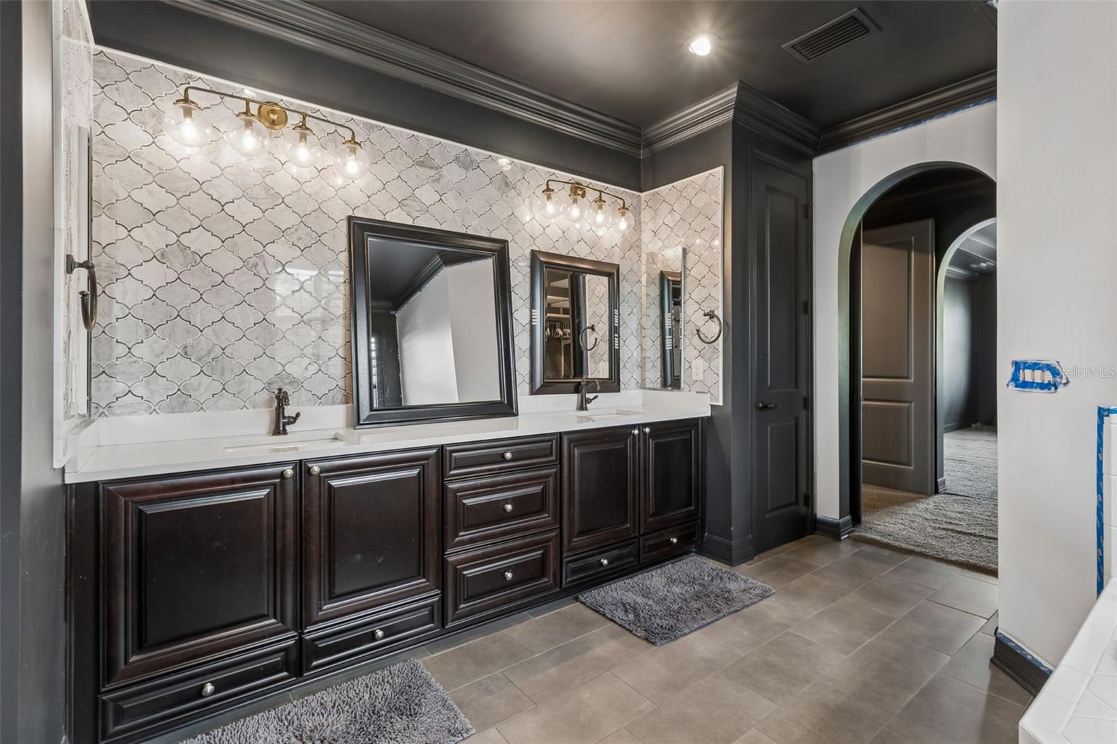 RETREAT AT CARROLLWOOD - Residential