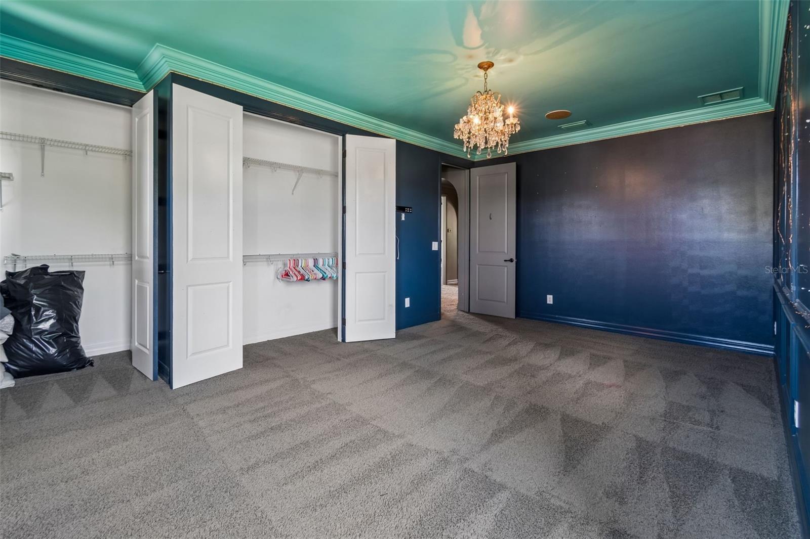 RETREAT AT CARROLLWOOD - Residential