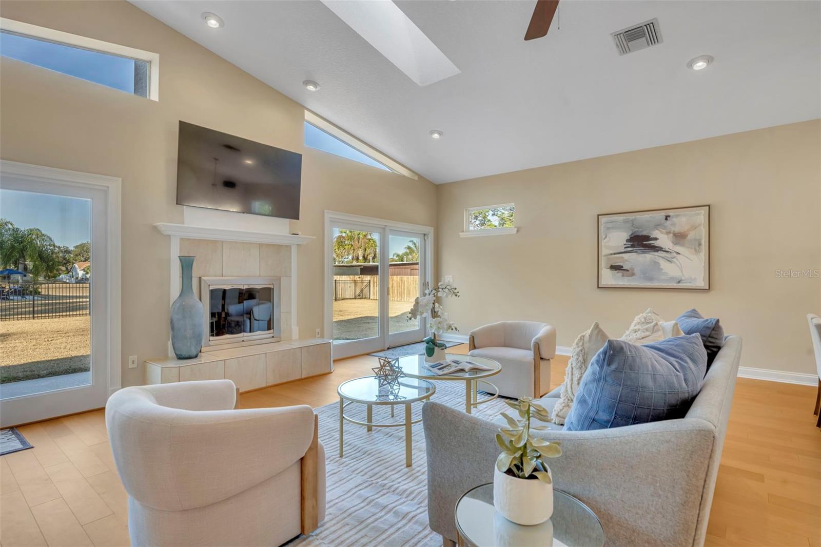 DEAN HIGHLANDS - Residential