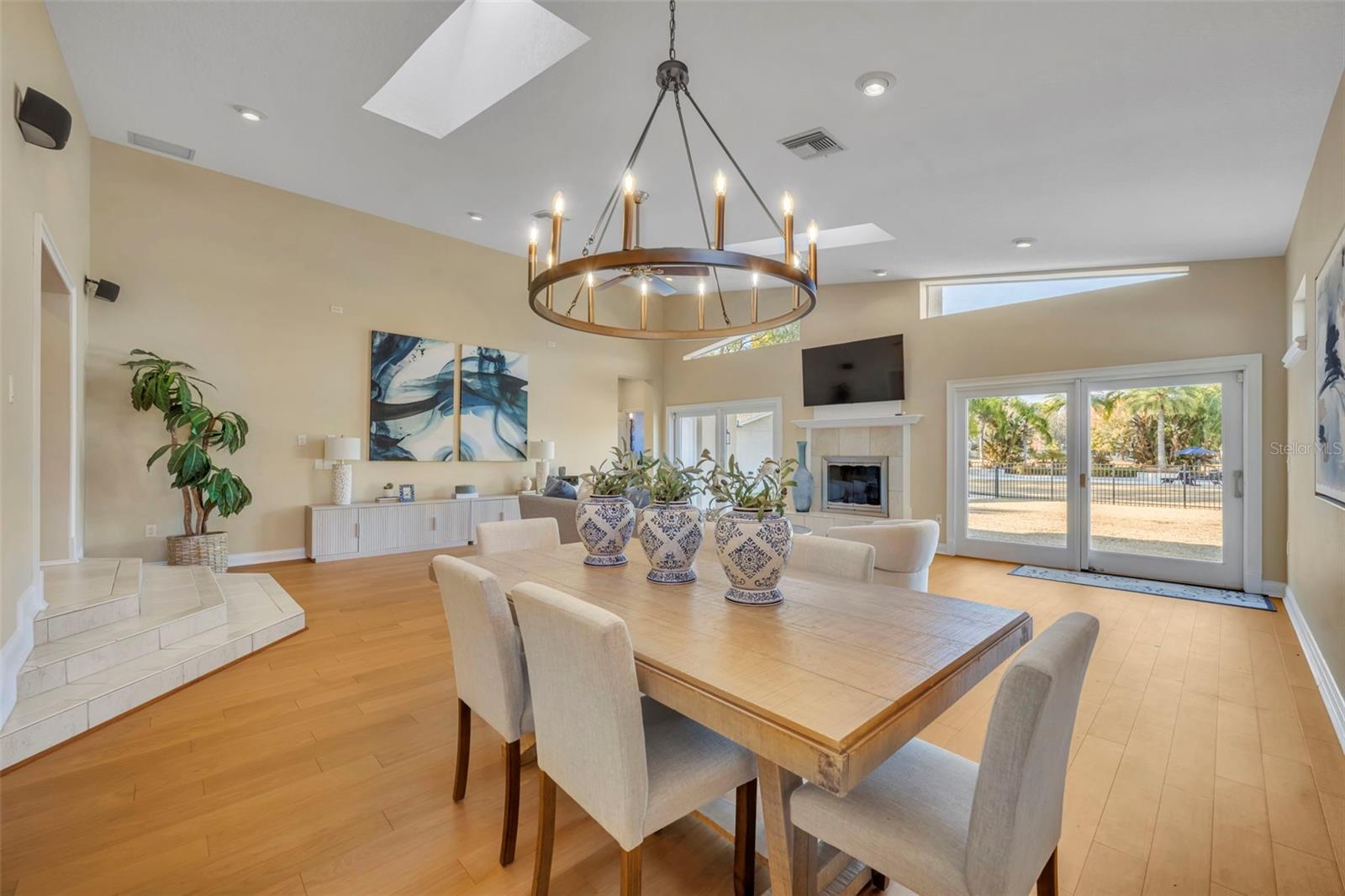 DEAN HIGHLANDS - Residential