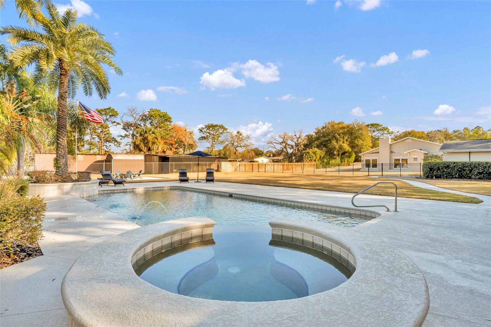 DEAN HIGHLANDS - Residential