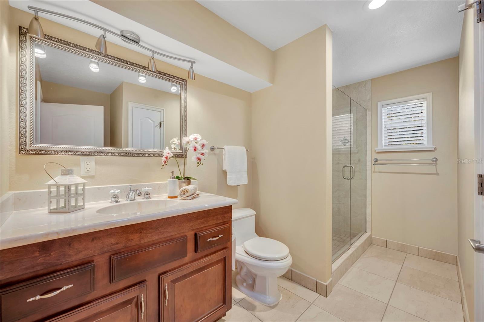 DEAN HIGHLANDS - Residential