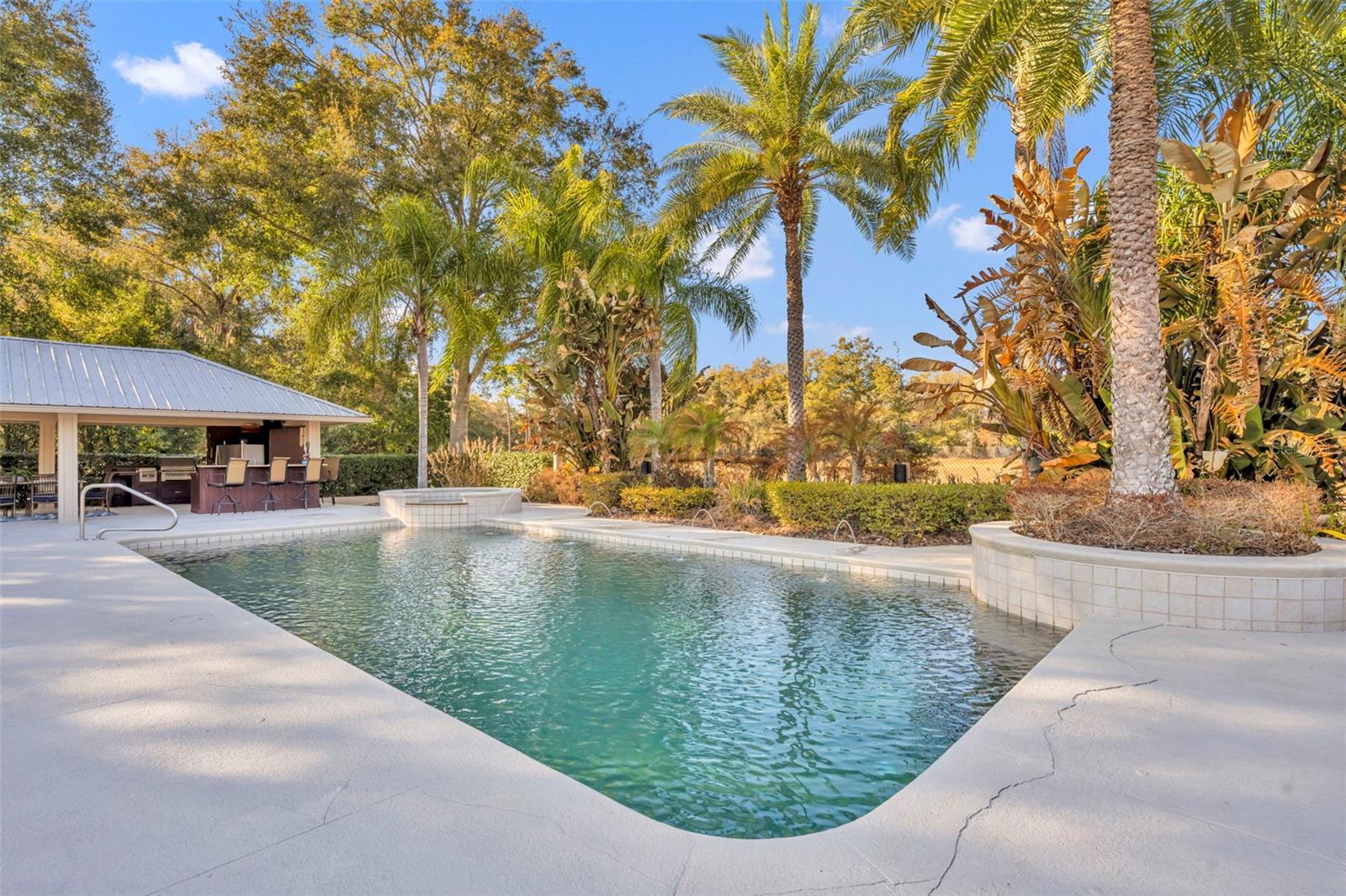 DEAN HIGHLANDS - Residential