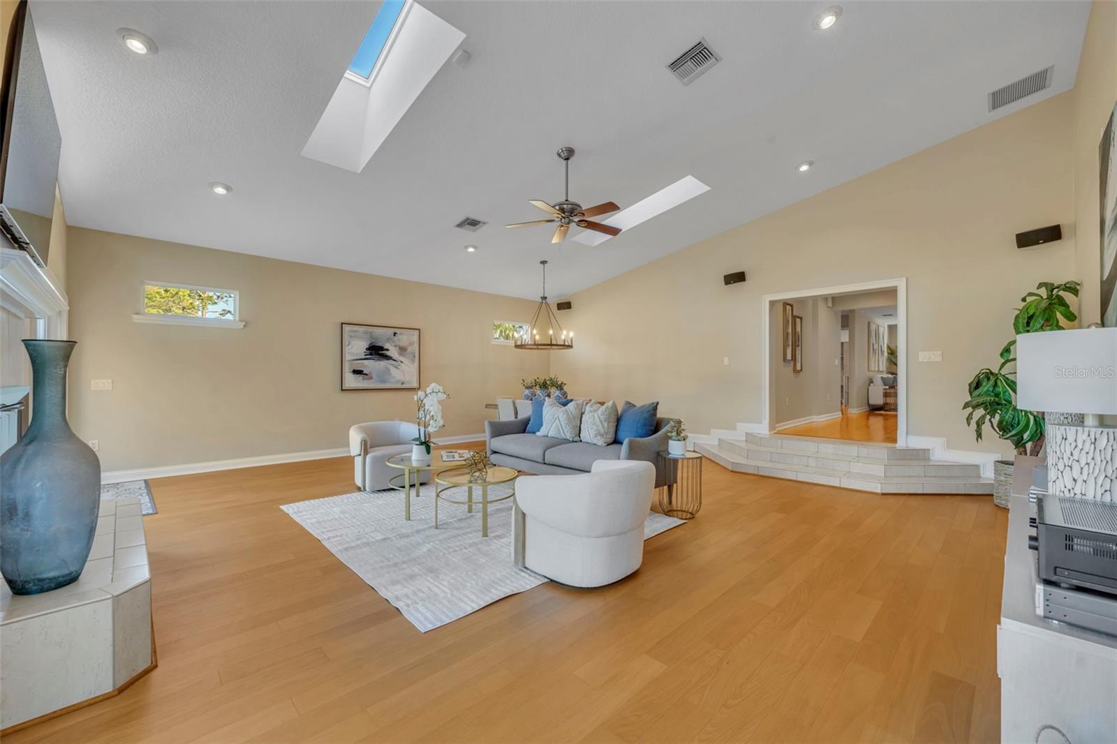 DEAN HIGHLANDS - Residential