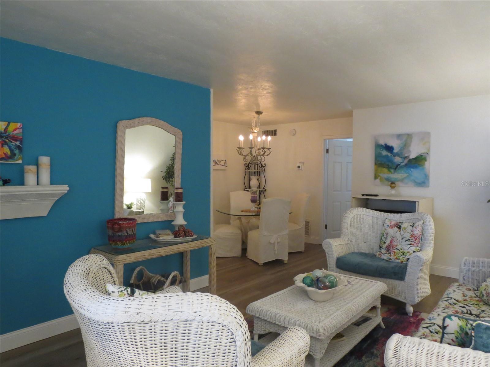 NEW ORLEANS APTS - Residential Lease