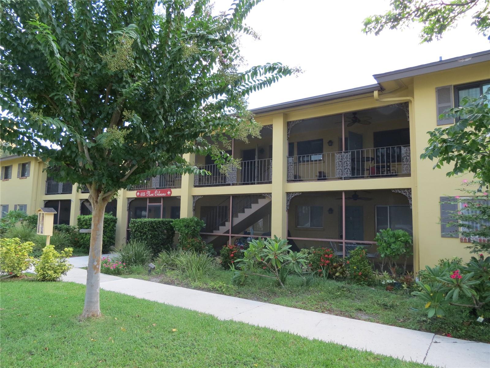 Available for Winter Season 2025-26! --3 month minimum. Owner Flexible. In the Heart of Downtown within a block of Sarasota Bay, Marina Waterfront, Selby Gardens and Downtown Shopping! Ground Floor, walk out level. Recently Updated, Turnkey Furnished, 1 Bedroom, l Bath Condo. New Laminate floors throughout. Master Bedroom with Queen Bed; combination tub-shower. Intimate Condo community of only 11 units. Spacious, covered, screened front community lanai area at entry. All utilities provided including internet. 1 Car assigned open parking at rear of building. Spacious Common Laundry Room. Non-smoking. No Pets. No community pool. Within in steps you can enjoy an abundance of restaurants, Whole Foods Grocery, Library, Theater District, Arts District, Burns Court, Selby Gardens, The Bay and Island Park. Perfect spot to enjoy the winter months in Florida! Call today!