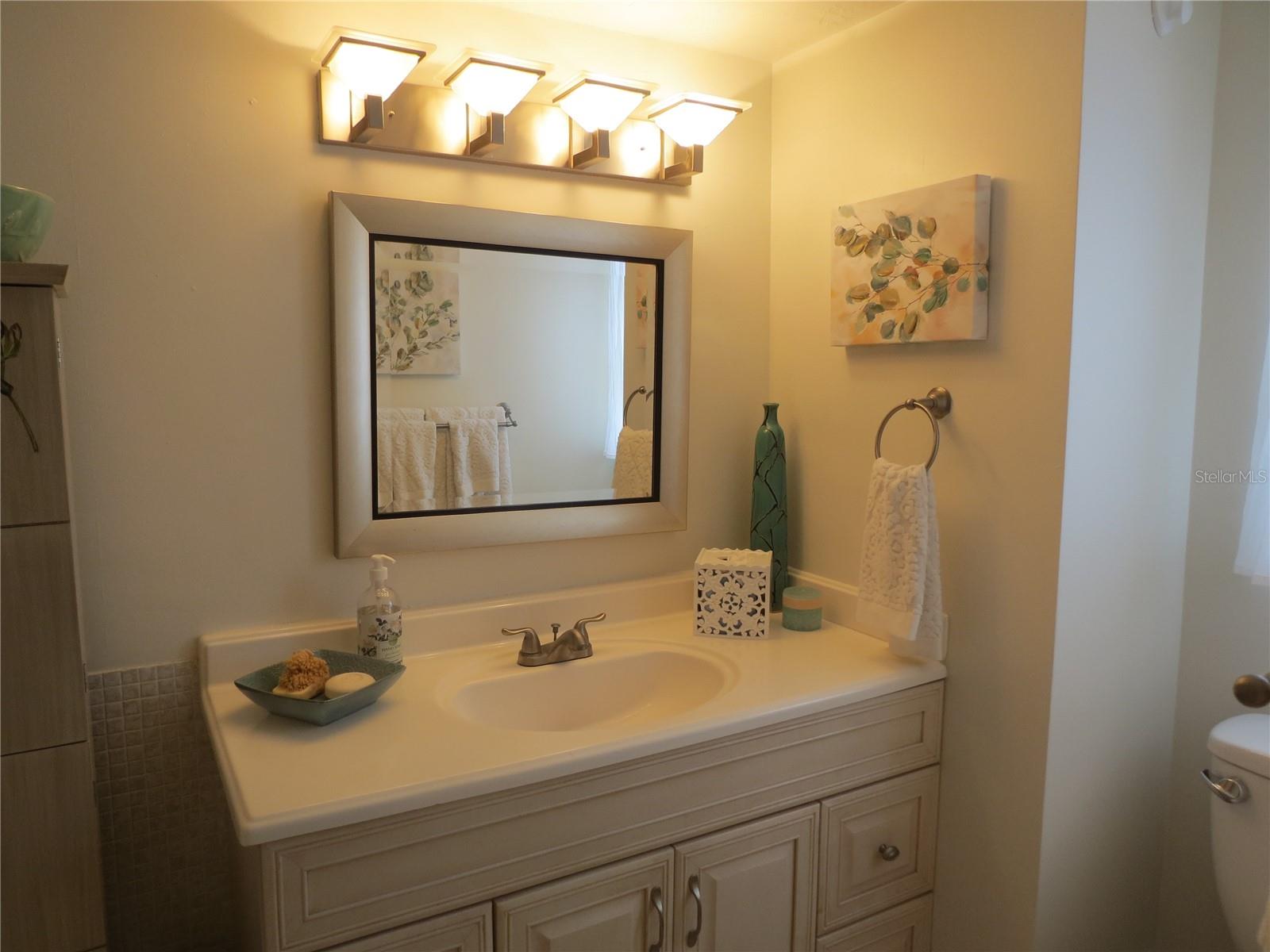 NEW ORLEANS APTS - Residential Lease