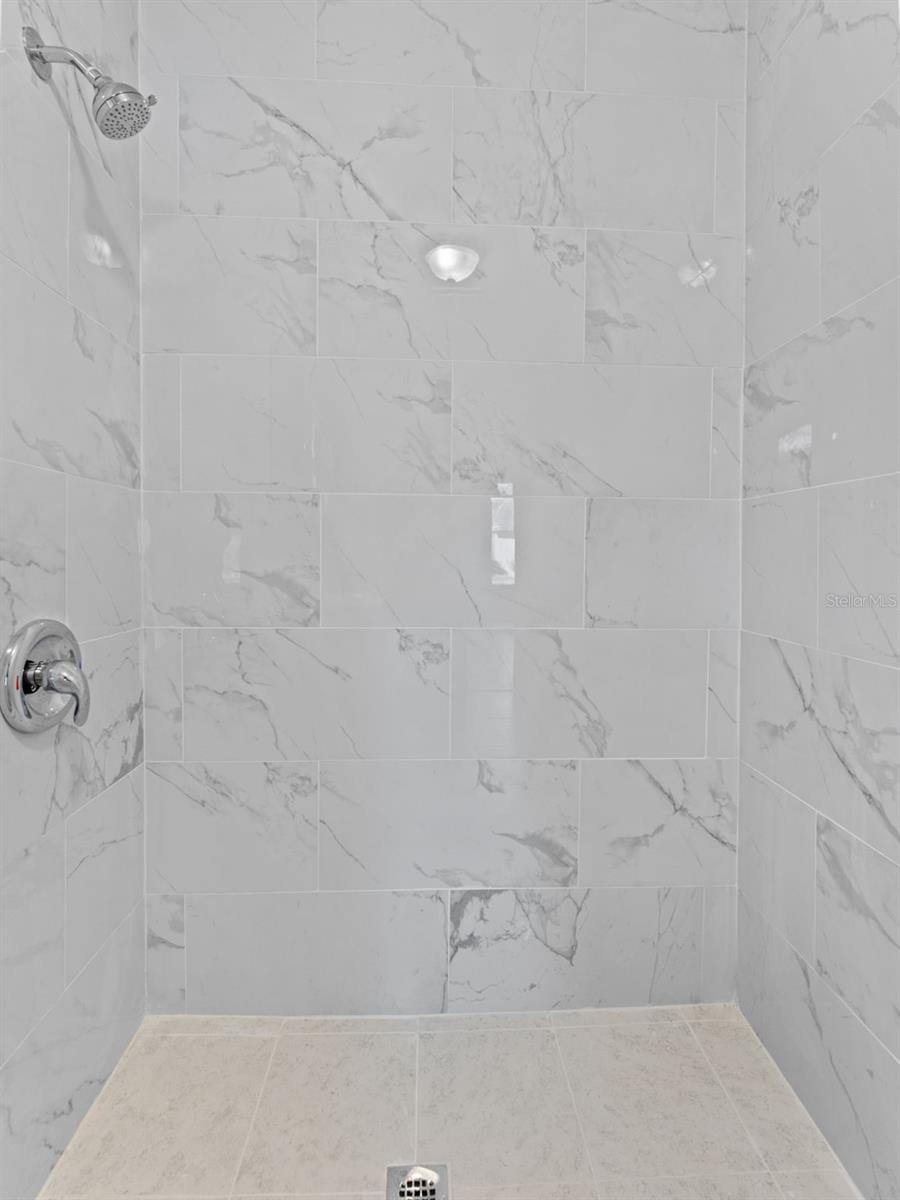 PEELER HEIGHTS - Residential Lease