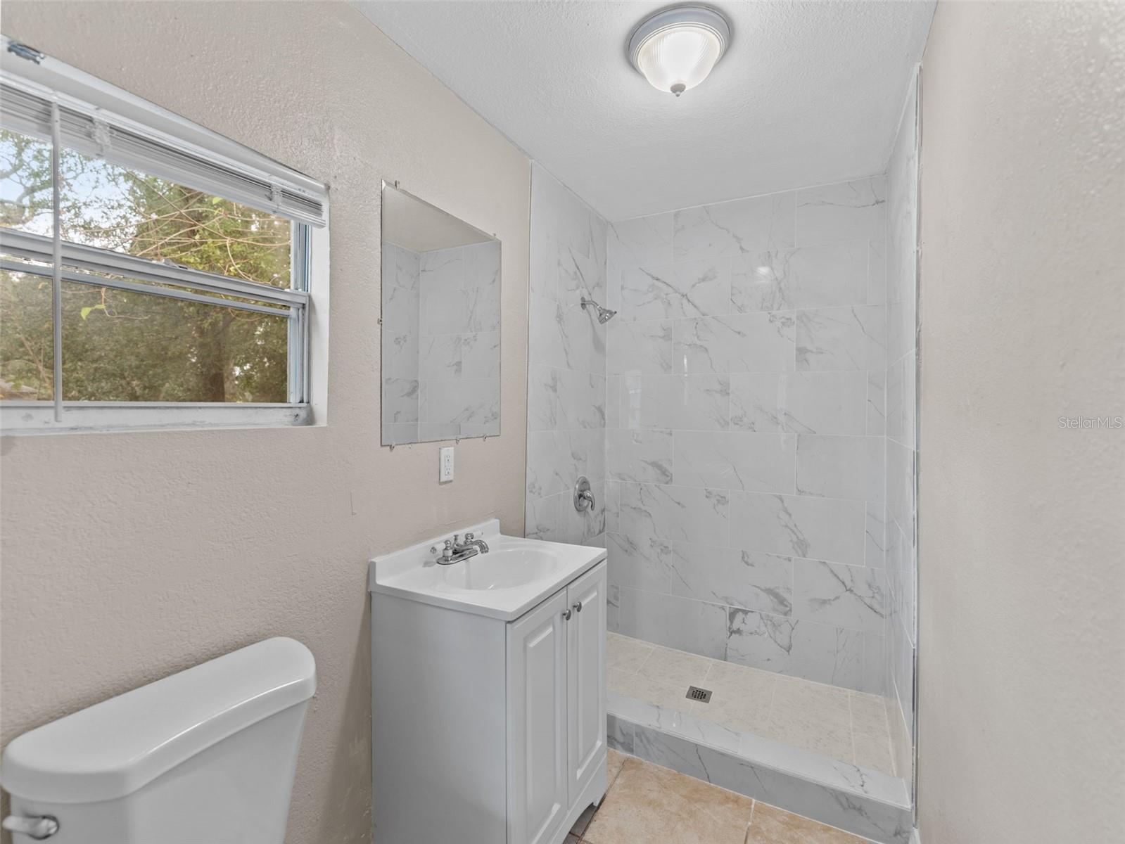 PEELER HEIGHTS - Residential Lease