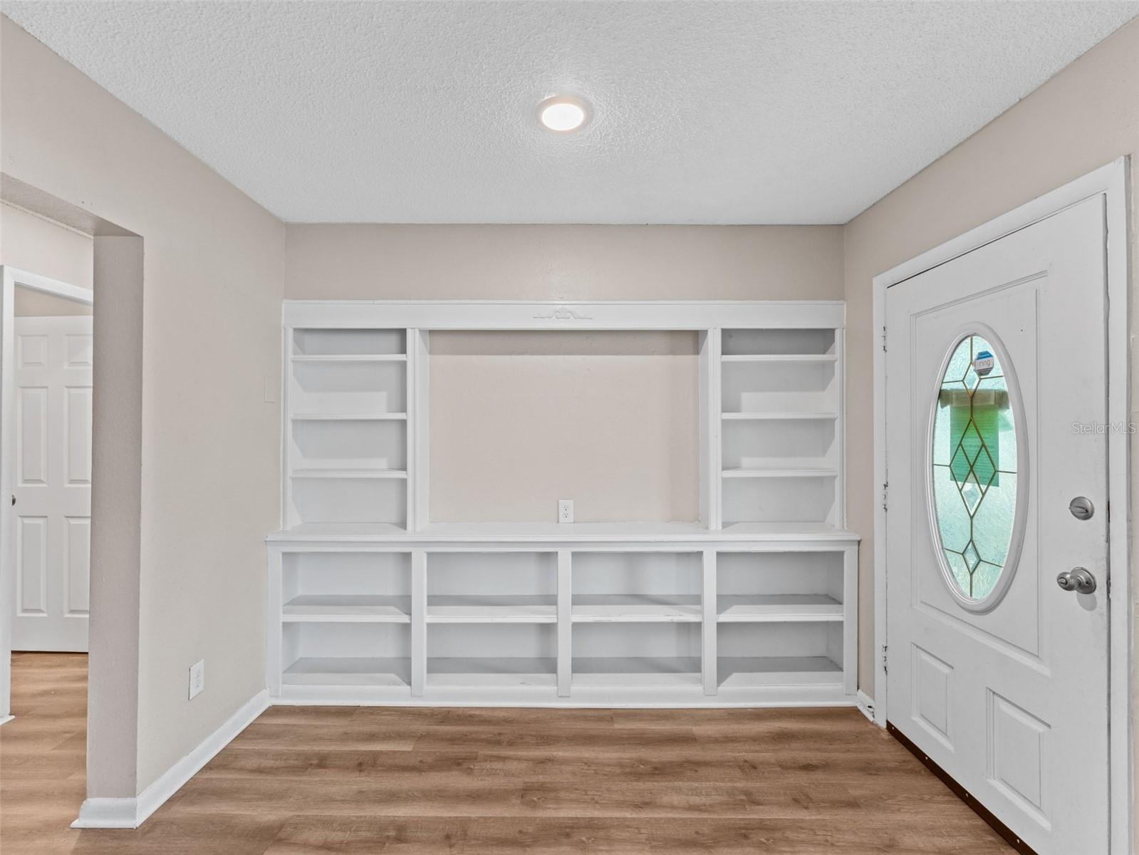 PEELER HEIGHTS - Residential Lease