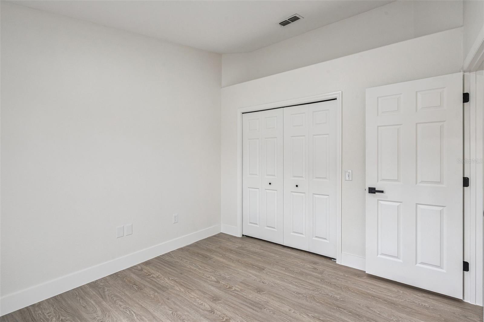 TWIN LAKES AT CHRISTINA PH 01 - Residential