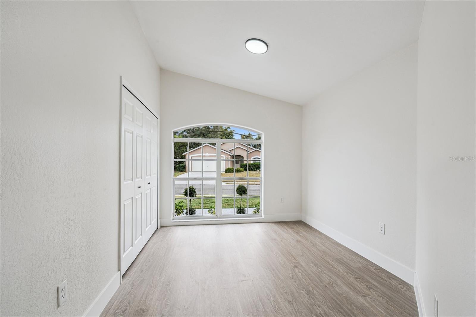 TWIN LAKES AT CHRISTINA PH 01 - Residential