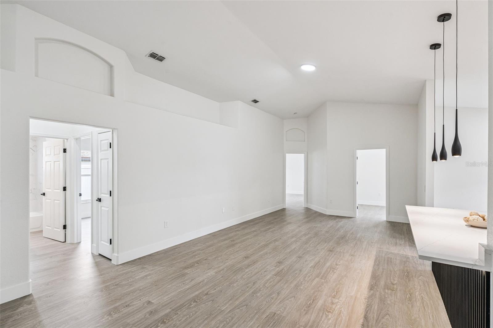 TWIN LAKES AT CHRISTINA PH 01 - Residential