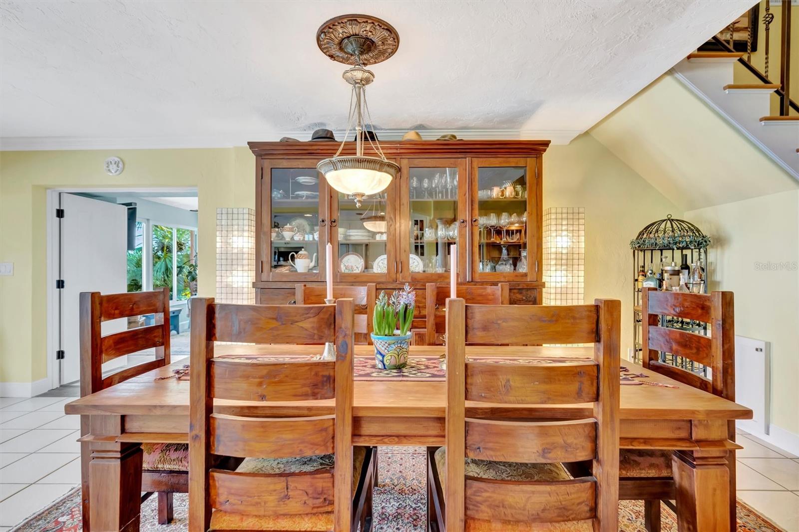 THREE PALMS POINT - Residential