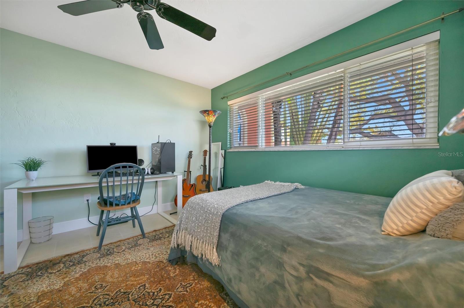 THREE PALMS POINT - Residential