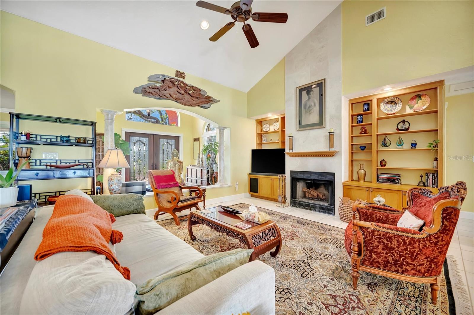 THREE PALMS POINT - Residential