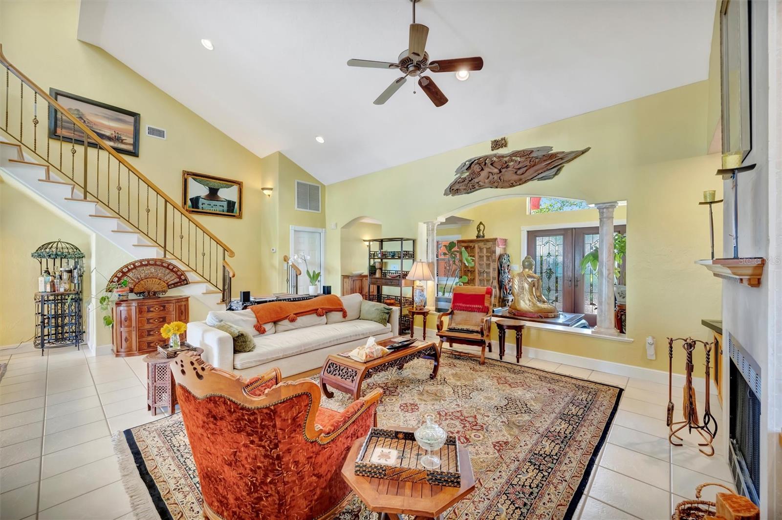 THREE PALMS POINT - Residential