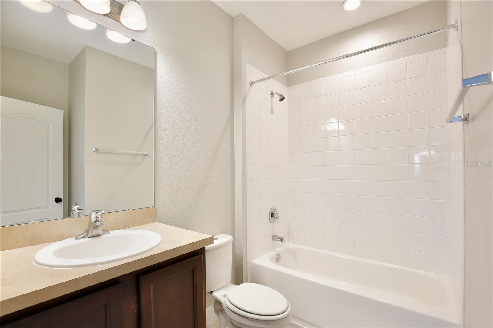 LAUREATE PARK PH 9 - Residential Lease