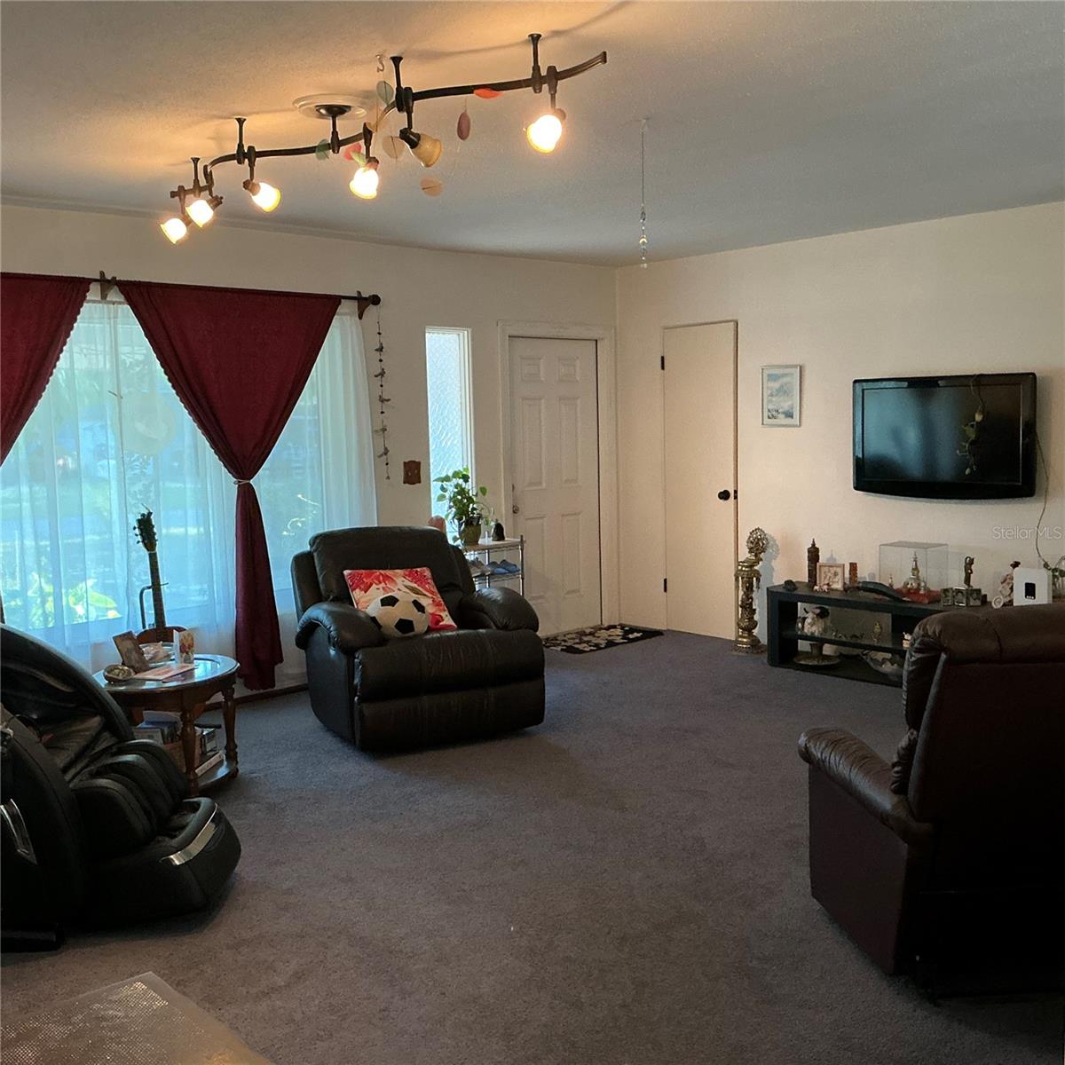 GLEN RIDGE MANOR - Residential