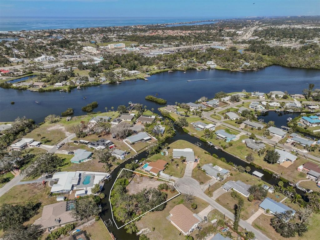 Photo of 500 Canal Way, Nokomis, FL 34275 (MLS # N6137487)