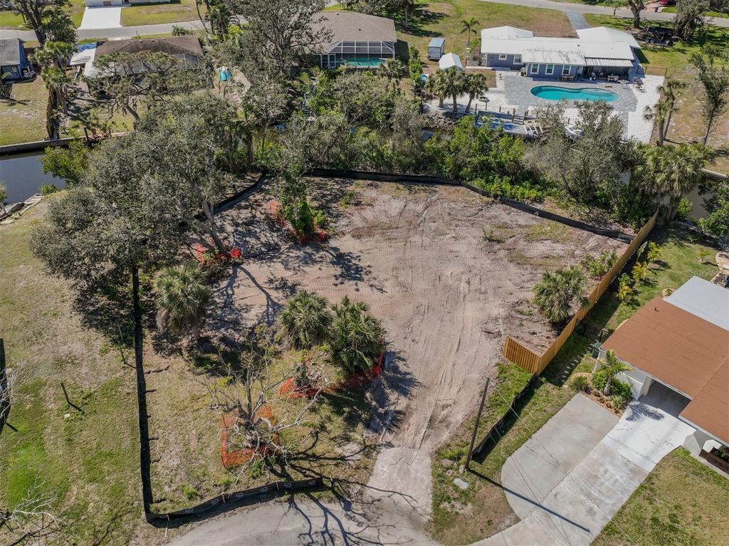 Photo of 500 Canal Way, Nokomis, FL 34275 (MLS # N6137487)