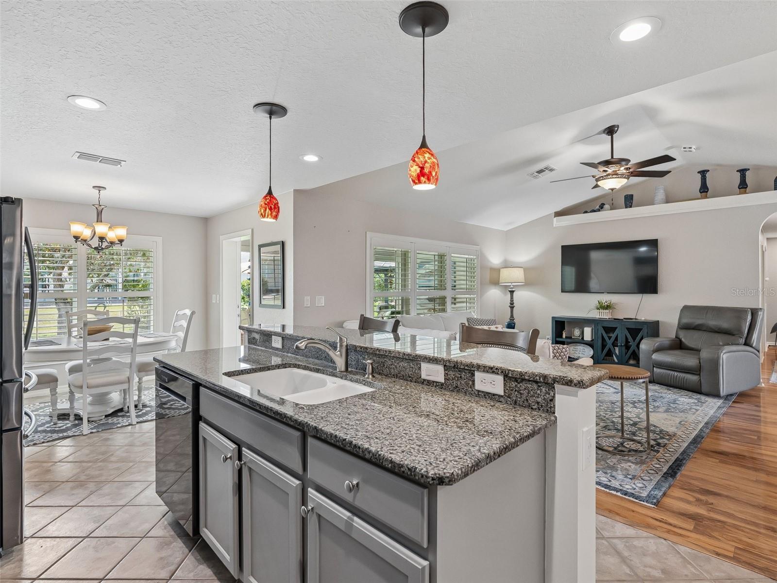 STONECREST - Residential