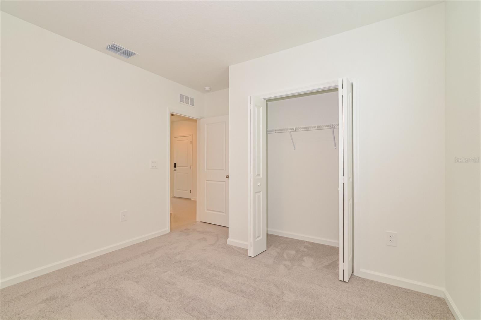 HAMILTON BLUFF SUB - Residential Lease