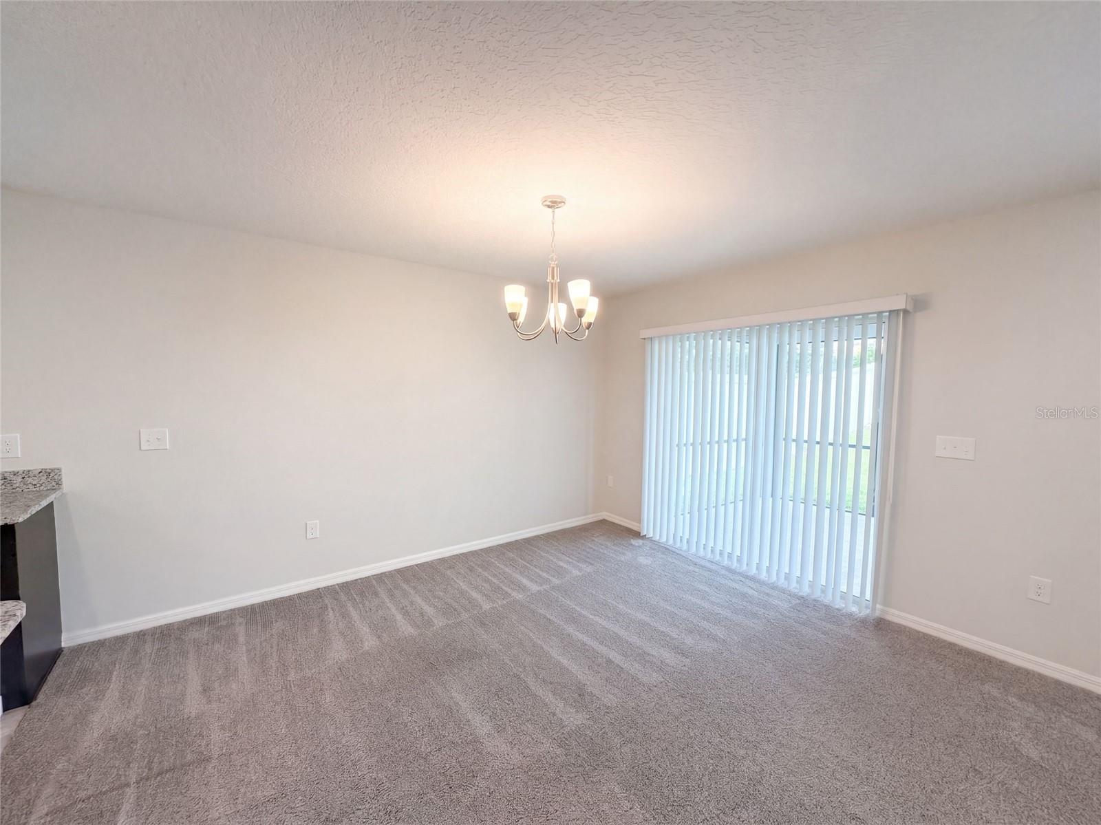 2367 BISCOTTO CIRCLE