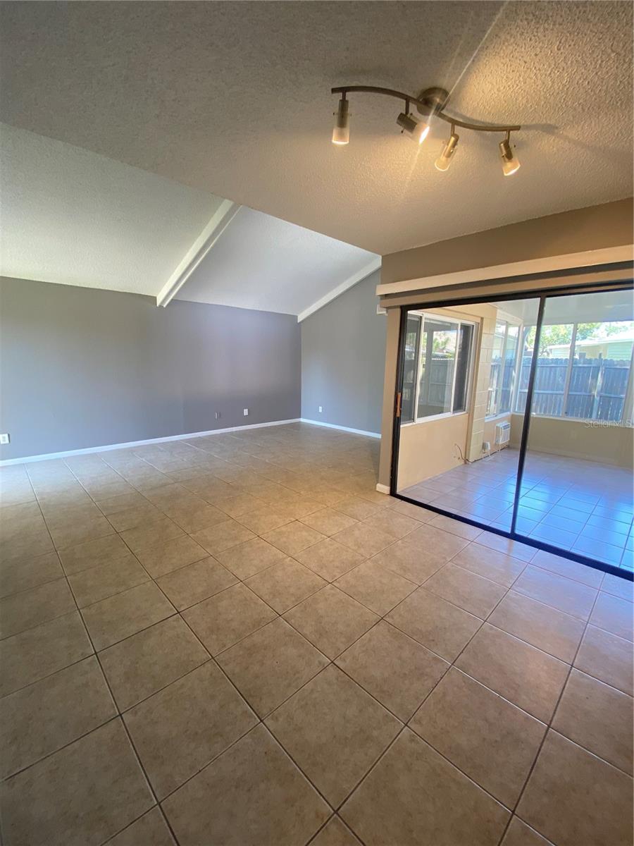 FAIRFIELD VILLAGE - Residential Lease