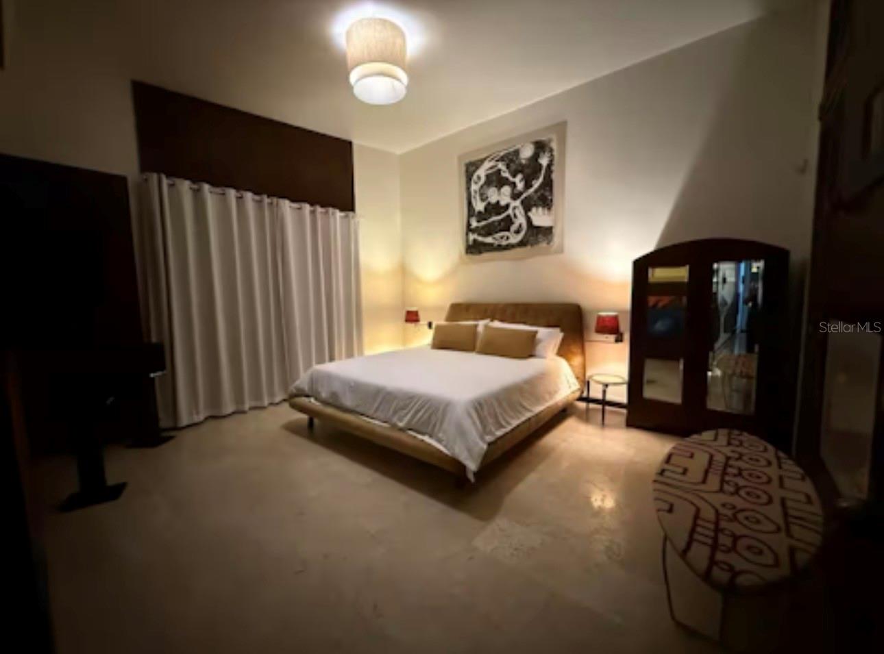 BEVERLY HILLS - Residential