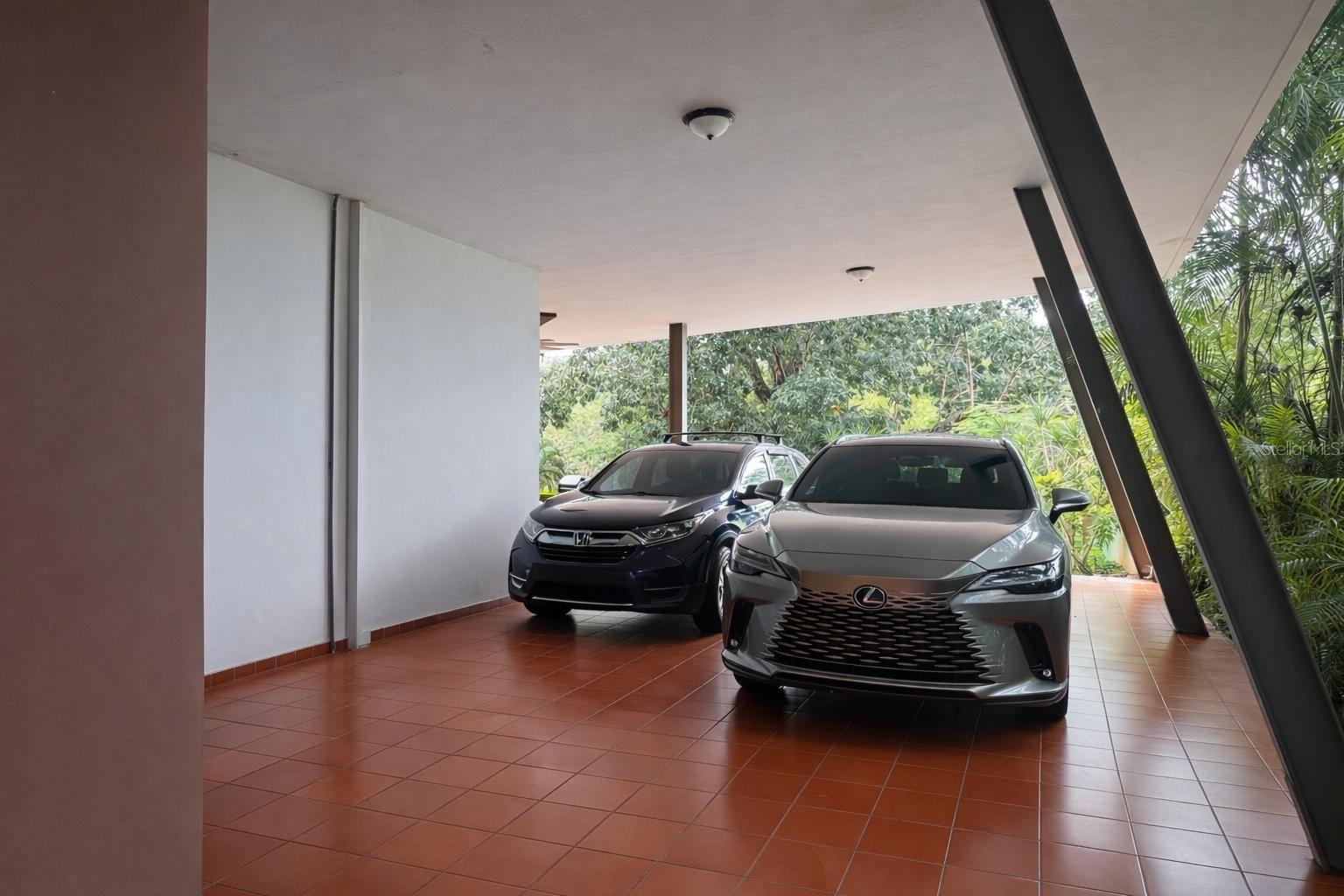 BEVERLY HILLS - Residential