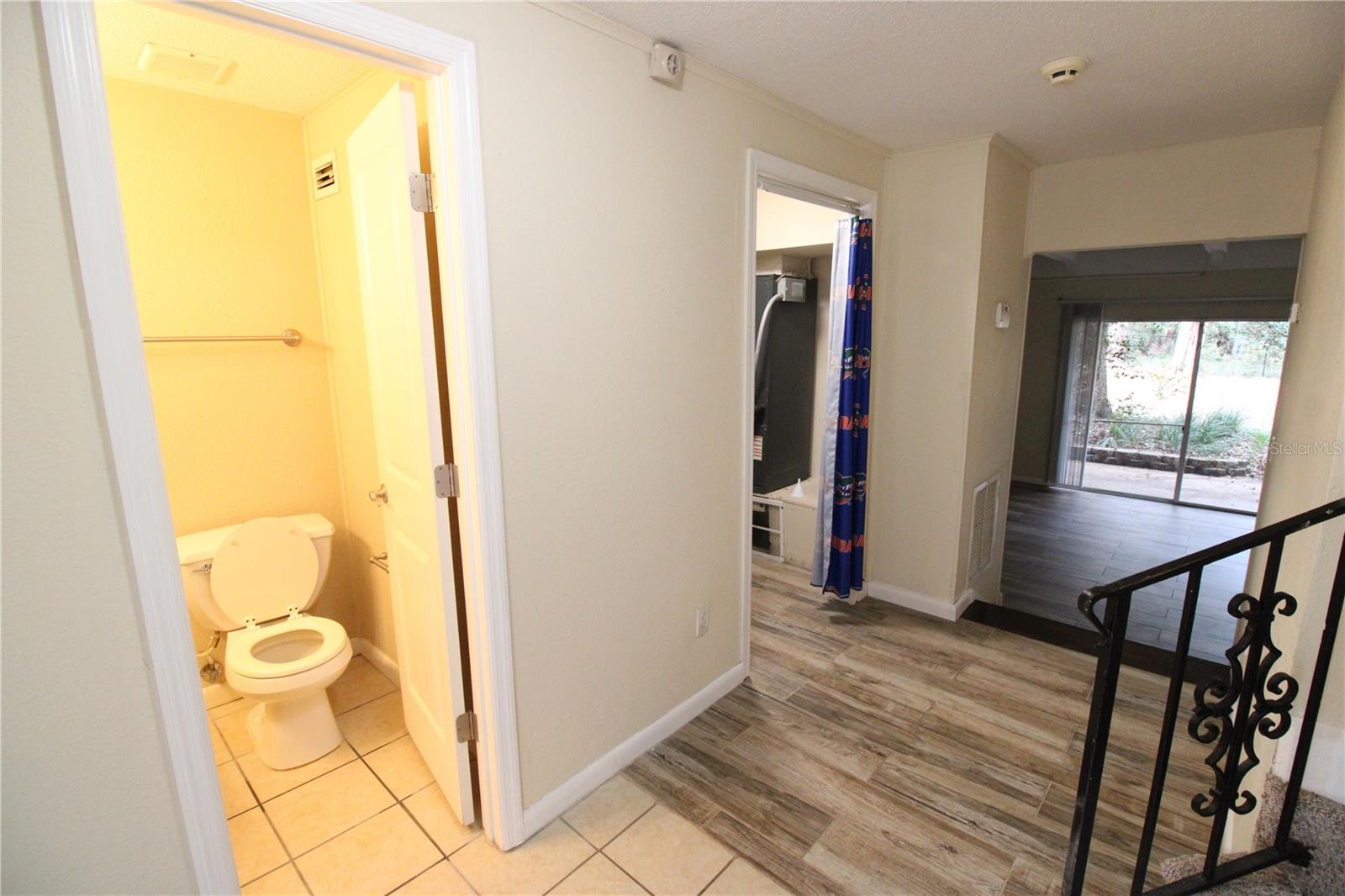 HAWTHORNE RESERVE - Residential Lease