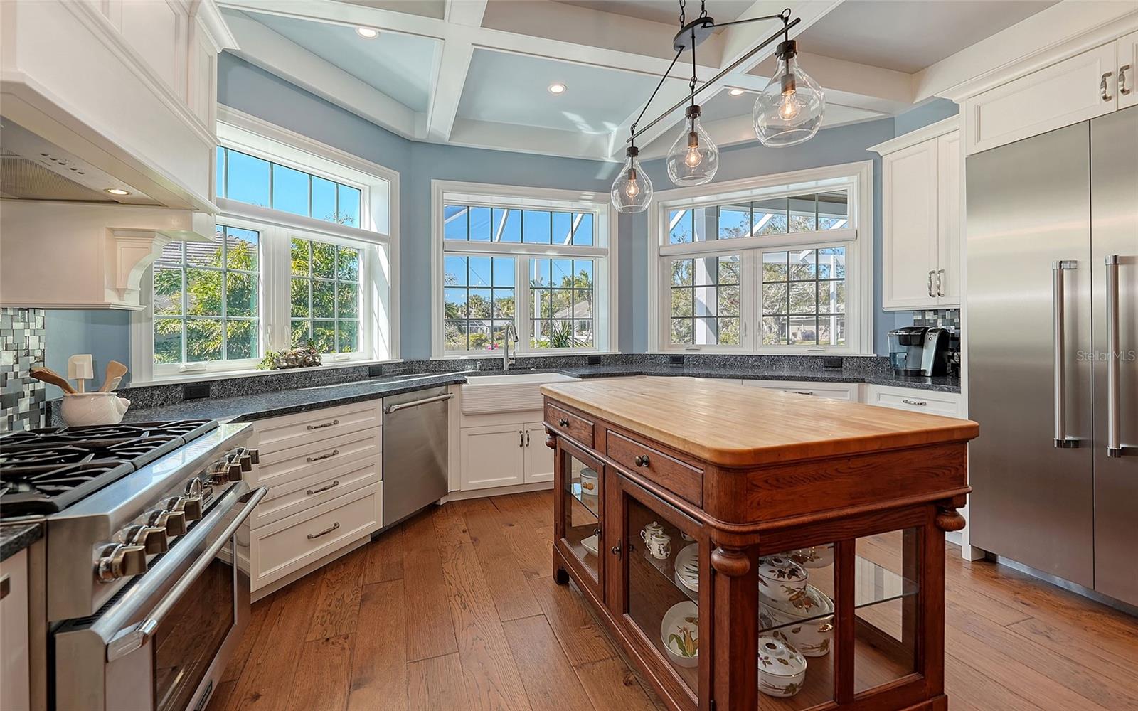 KENTWOOD ESTATES - Residential