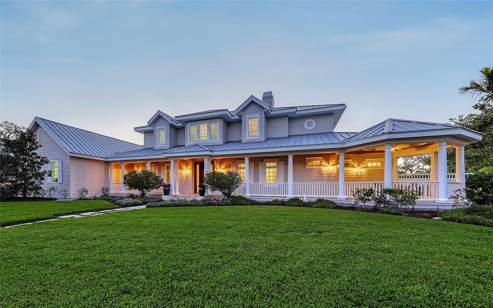 1543 EASTBROOK DRIVE