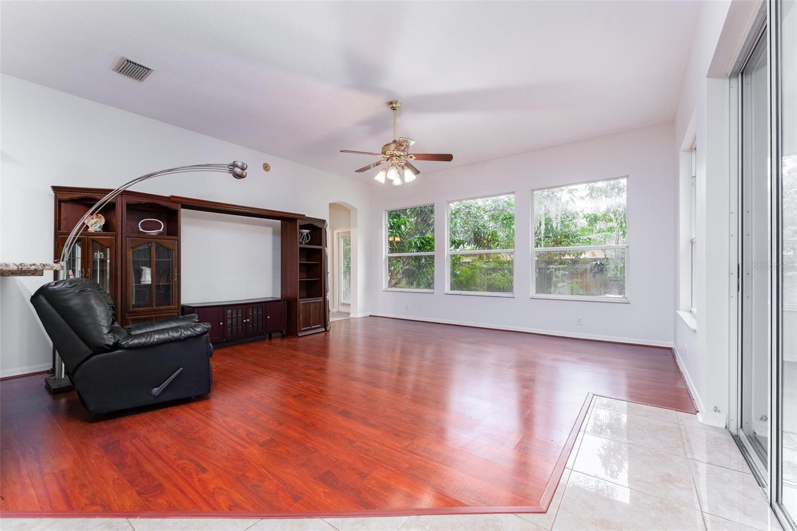 EAGLEWOOD ESTATES - Residential