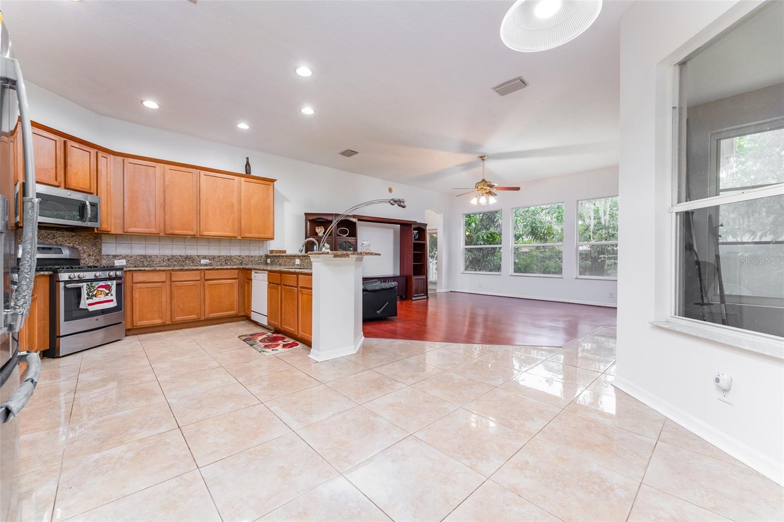 EAGLEWOOD ESTATES - Residential