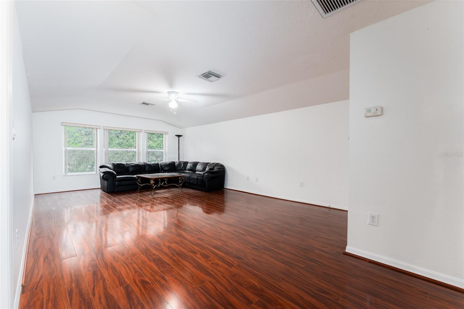 EAGLEWOOD ESTATES - Residential