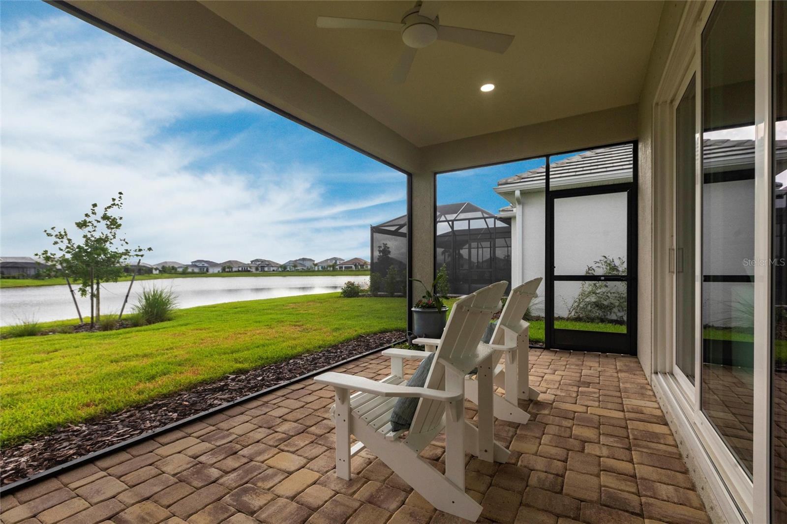 LAKEHOUSE COVE/WATERSIDE PH 5 - Residential
