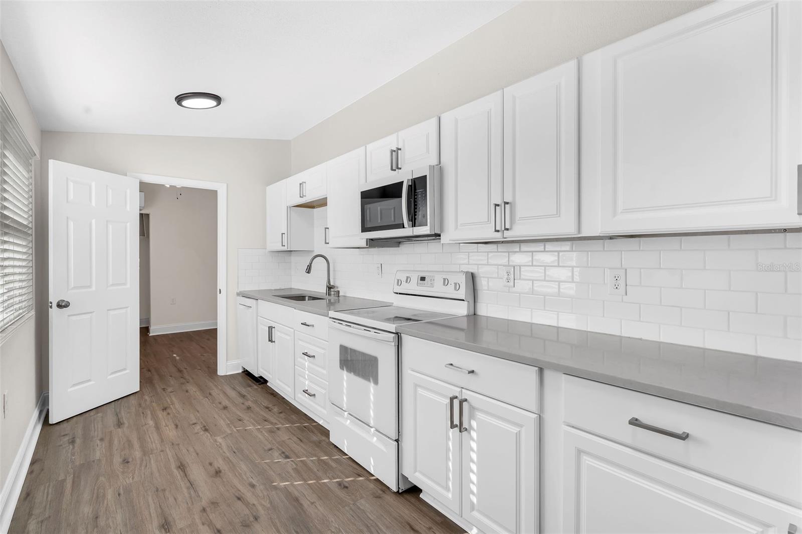 BRUNSONS ADD 4 BLK A SUB - Residential Income