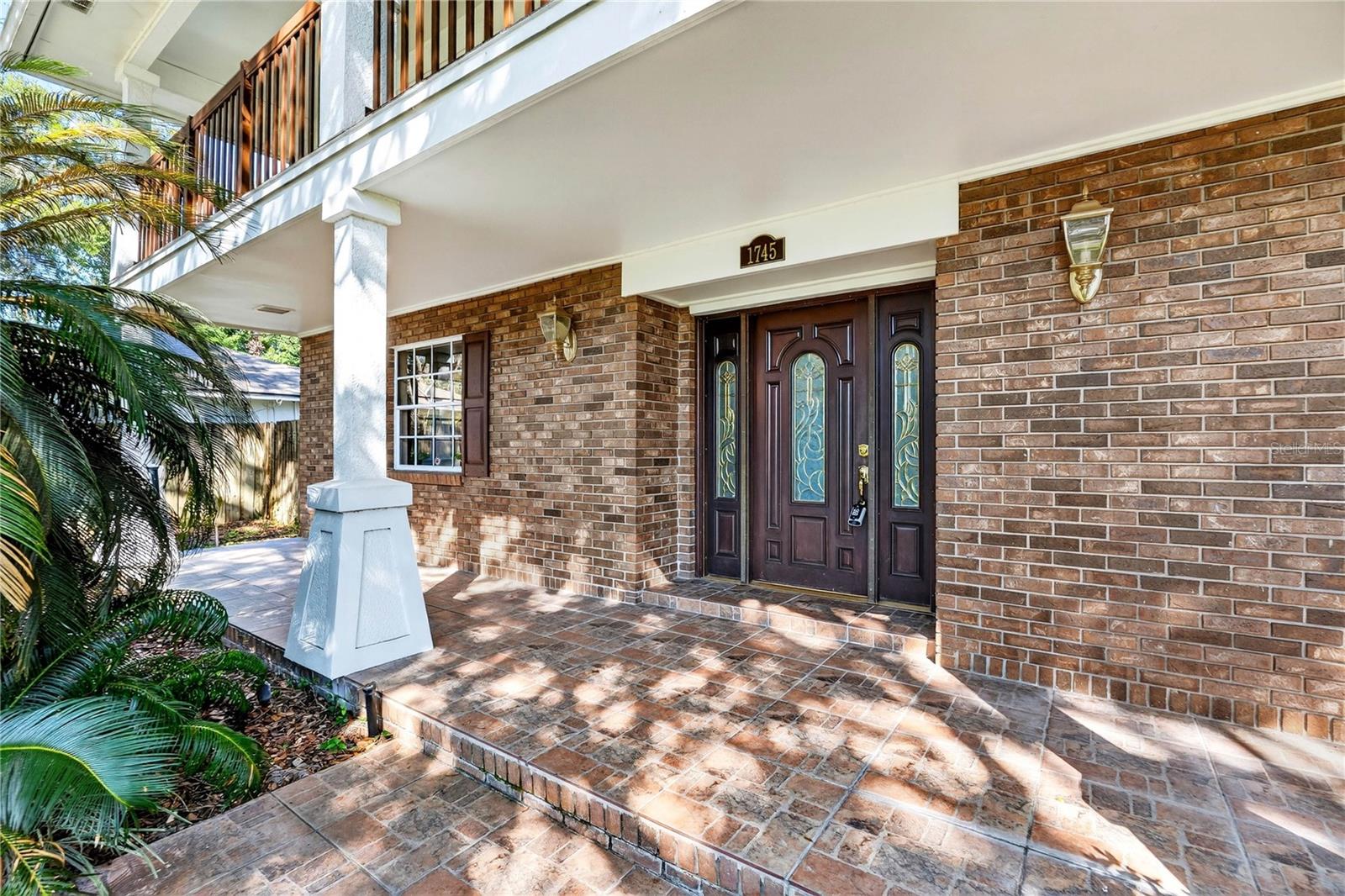 KINGS ROW - Residential