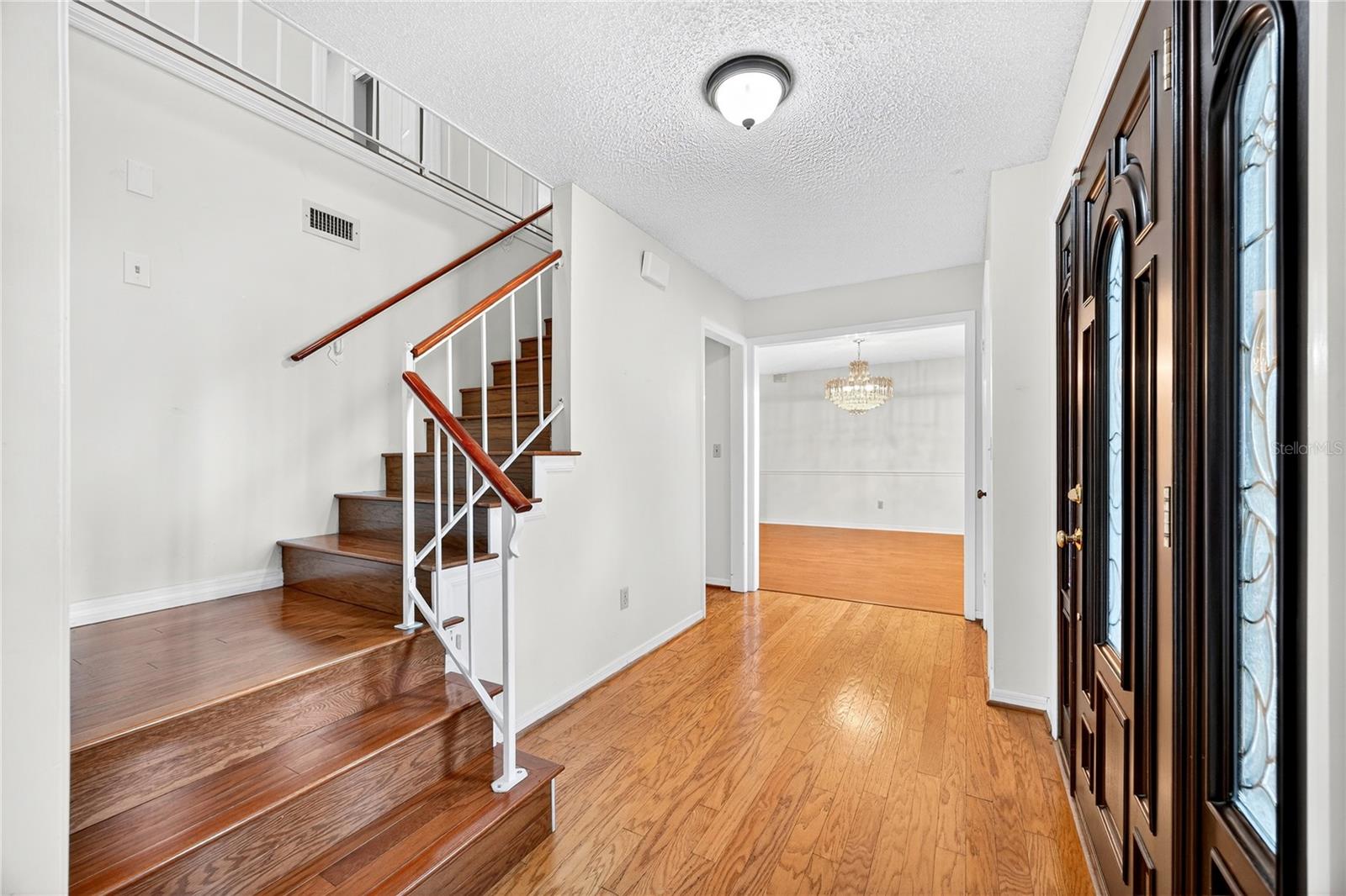 KINGS ROW - Residential