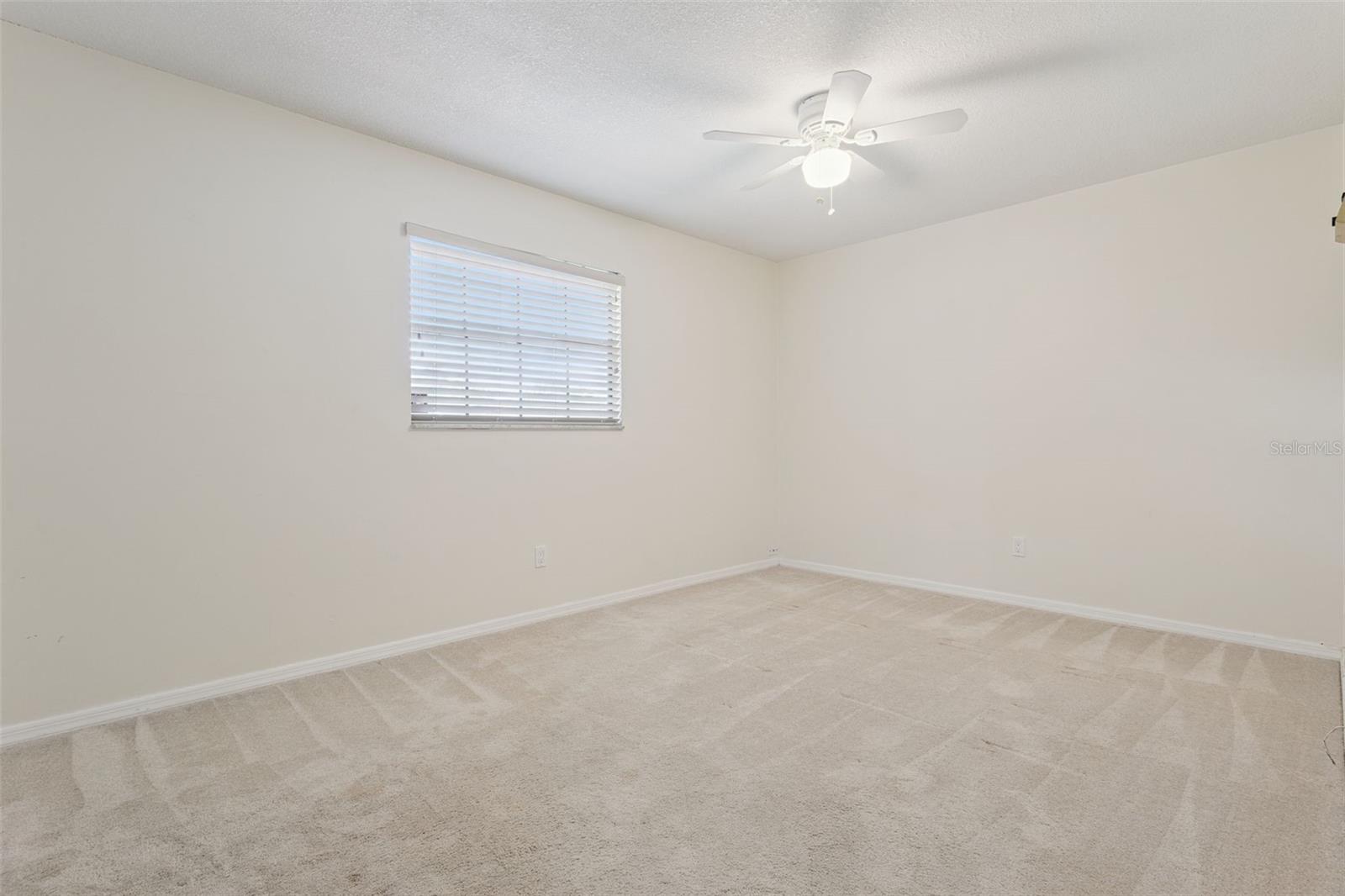 KINGS ROW - Residential