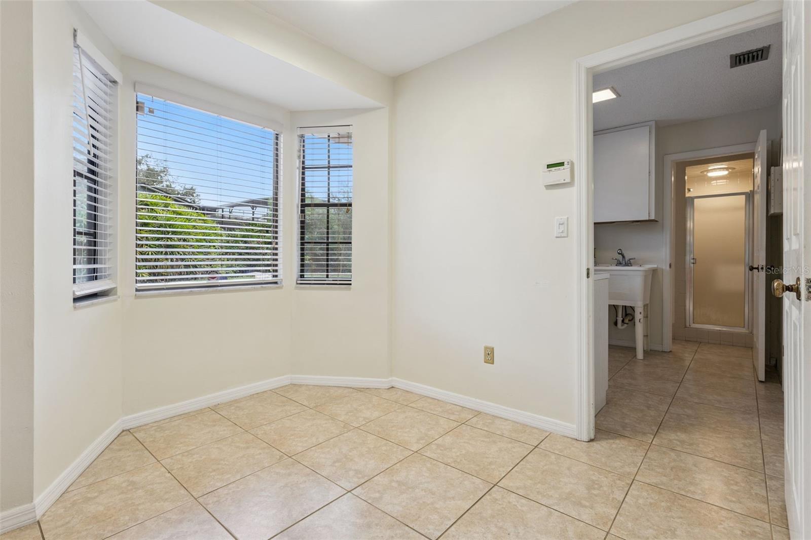 KINGS ROW - Residential