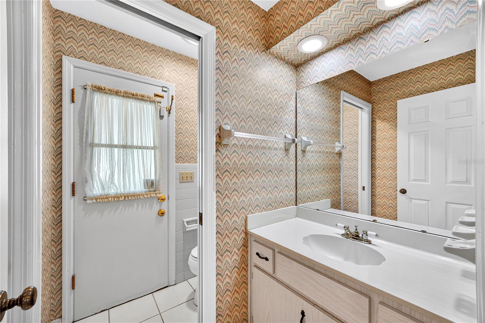 KINGS ROW - Residential