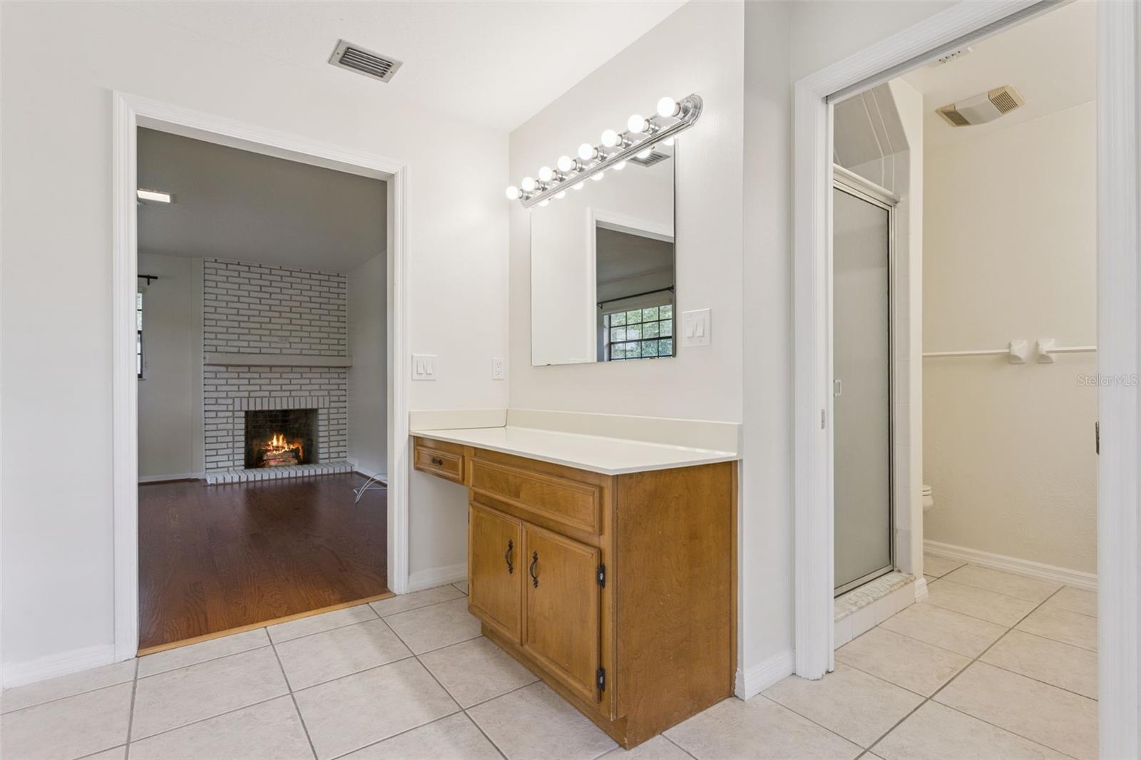 KINGS ROW - Residential