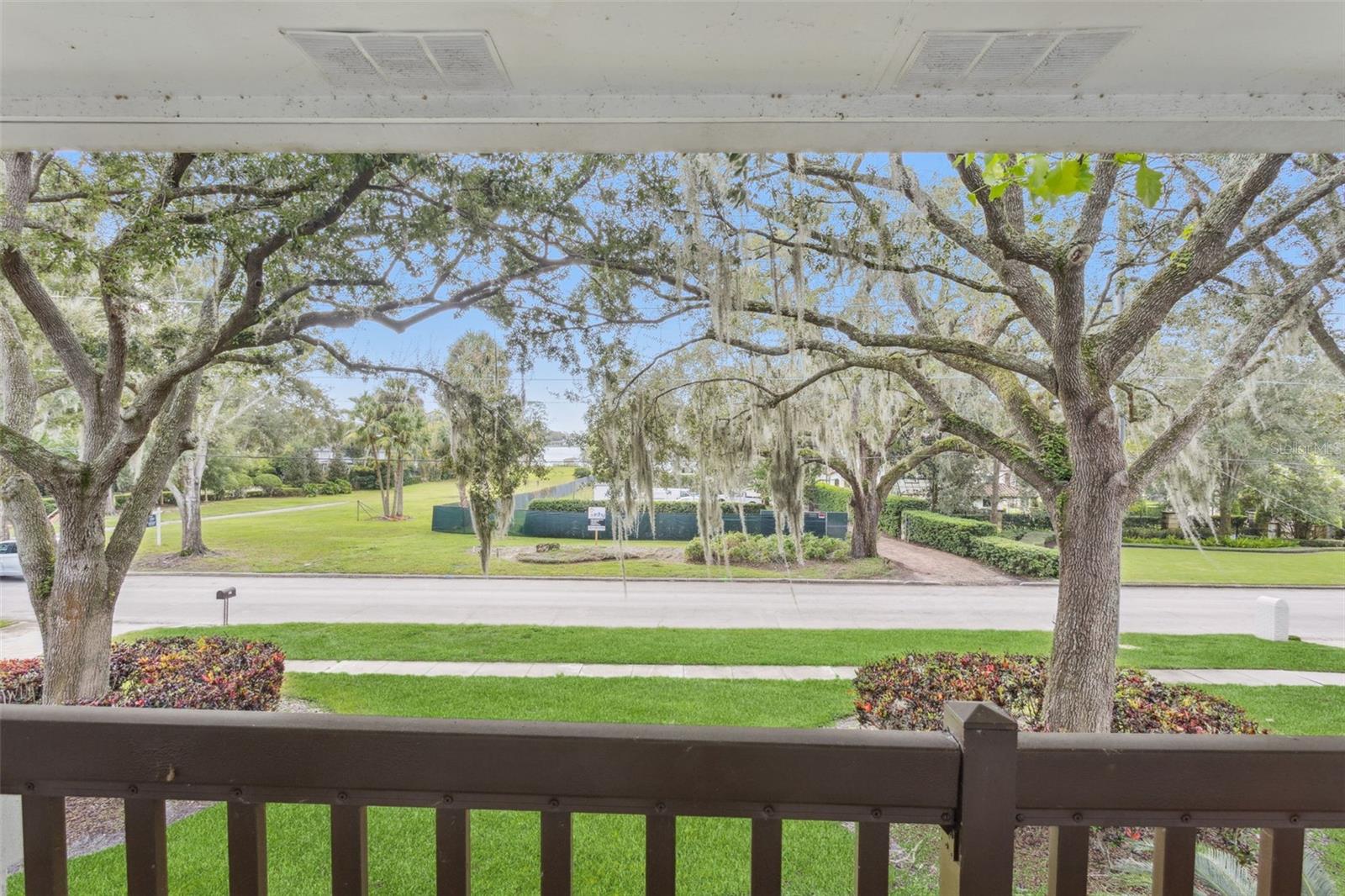 KINGS ROW - Residential